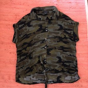 Cute Cameo Sanctuary Top, tie at bottom